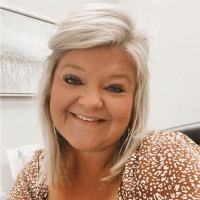 Leslie McCarty Email