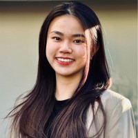 Hue Truong Email