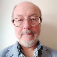 Robert Howlett Email