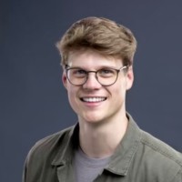 Email e telefono di Kyle Capener