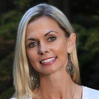 Wendy Oyola Email & Phone Number