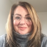 Trish Andrews B.arch Email