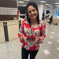 Estefânia Leite Email