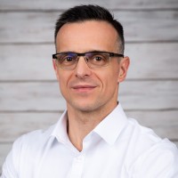 Laszlo Hujber Email