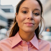 Vivian Lacroix Email & Phone Number