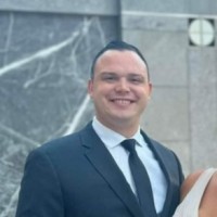 Edge Logistics Employee Andre Apiquian's profile photo