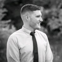 Olivér Tóth Email
