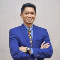 Bambang Pramujati Email