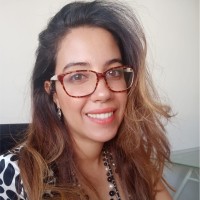 Loubna Hamouchane Email