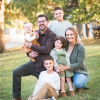 Lindsey Holtsman Email & Phone Number