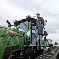 Lindstrom Equipment Inc Employee Brett Tomlinson's profile photo