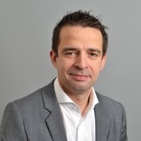 Pascal van de Veire Email