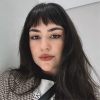 Caroline Brum Email