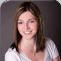 Carolin Deschler Email