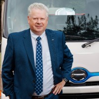 E-mail e número de telefone de Richard Emery