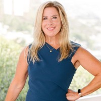 Amber Edwards Email & Phone Number