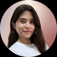 Ceren Poyraz Email