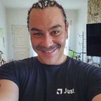 Just Financial Employee Ivan Santos's profile photo