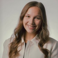 Sadie Kirschner Email & Phone Number