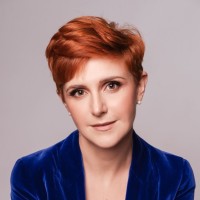 Victoria Schmid Email