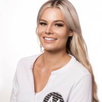 Modern Shade Co Employee Alyssa Sweet's profile photo