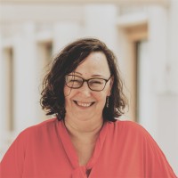 Carol McNab Email