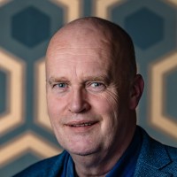 Bart van Amerongen Email