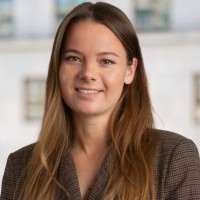 Emma Devér Email