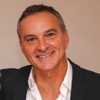 Cesar Roxo Email & Phone Number