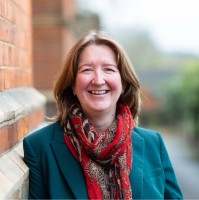 Sixley | Invite talent in Employee Jenny Brown's profile photo