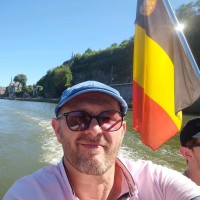 Nicolas Moser Email