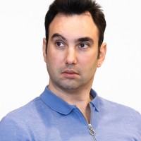 Ümit Akbulak Email