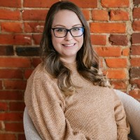 j Three, Inc. Employee Rebecca King's profile photo