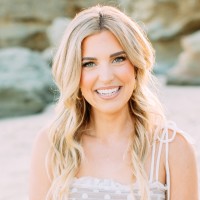 Arc.dev Employee Marie Alcone's profile photo