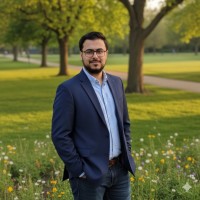 UNI Financial Cooperation Employee Erfan Bashar's profile photo