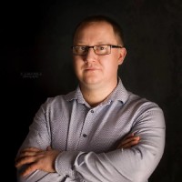 Krzysztof Karpowicz Email