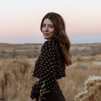Samantha Neill Email & Phone Number