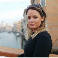 Eline Van Voorthuijsen Email & Phone Number