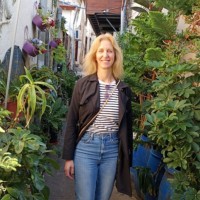 Anat Kirchuk Email