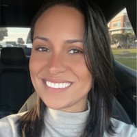 Ninoska Olea Email