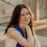 Hailey Robinson Email & Phone Number