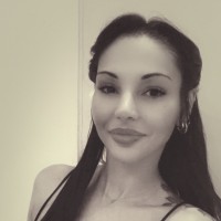 Mia Georgaki Email