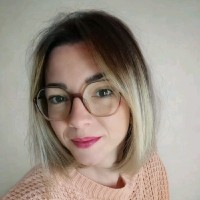 Manon Bernard Email
