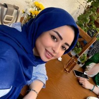 Address Employee Niloofar Mohamadi's profile photo