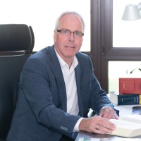 Michael Schneider Email