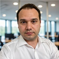 Türker Çelikoğlu Email