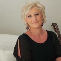 Sonia Bates Email