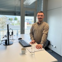 Qëndrim Tara Email