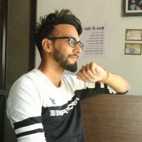 eezly Employee Sumit Salhan's profile photo