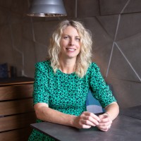 Vicki Clements Email